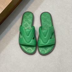 Louis Vuitton Slippers